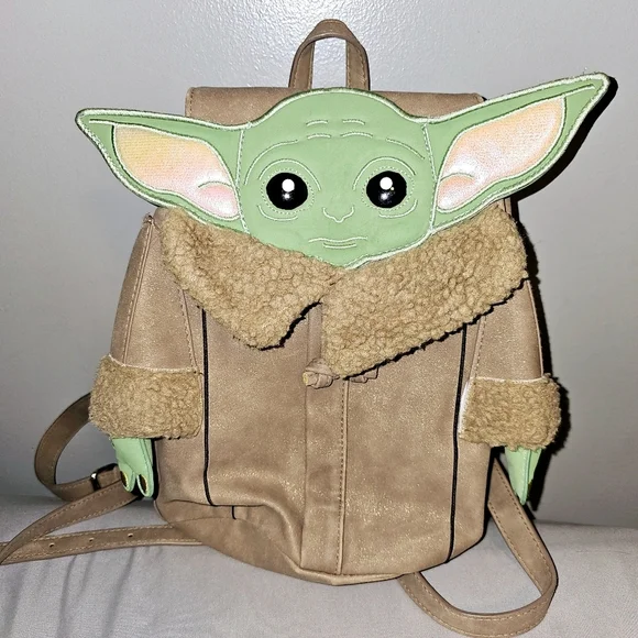 Danielle Nicole x Star Wars The Mandalorian The Child Grogu Backpack - Picture 2 of 7